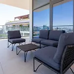 Amazing Deal! Stunning 3Br Apt With Huge Terrace - Jvt